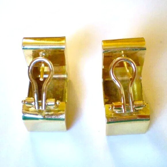 LARGE Vintage European Italy Solid 14K Yellow Gold Omega Back Earrings 10.3 g. - Picture 3 of 3